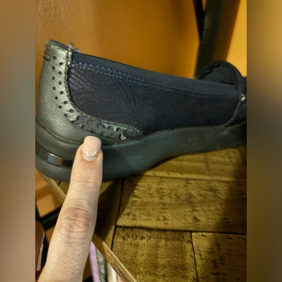 Bzees Abby Almond Toe Navy NAABYY Slip On Loafer Womens 8.5M Fabric Manmade - Picture 9 of 9